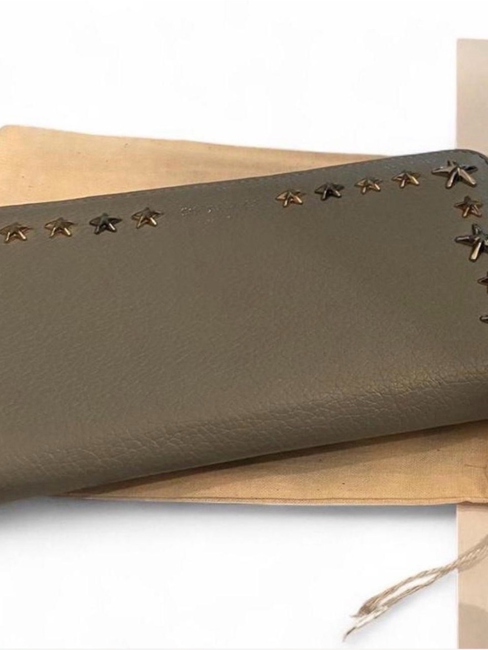 Jimmy Choo Light Gray Pebble Leather Star-Stud Continental Zippy Wallet - w/COA